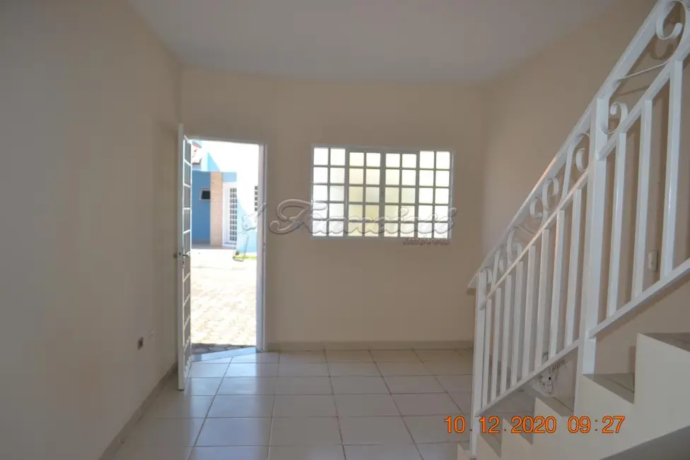 Foto 4 de Casa de Condomínio com 3 quartos para alugar, 98m2 em Vila Rubens, Itapetininga - SP