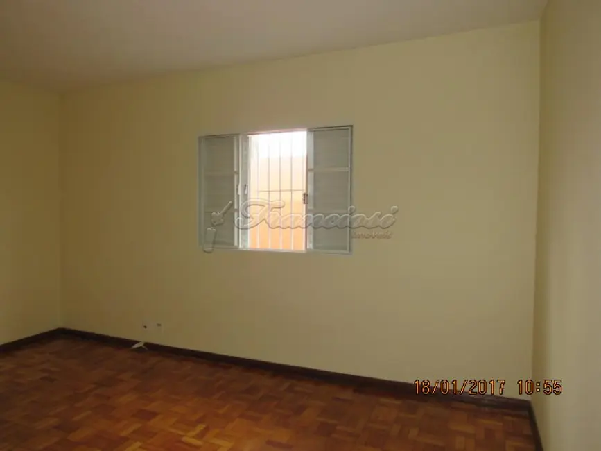 Casa com 2 quartos para alugar, 200m2 em Parque da Lagoa, Itapetininga - SP - imagem 9 Foto 9 de Casa com 2 quartos para alugar, 200m2 em Parque da Lagoa, Itapetininga - SP