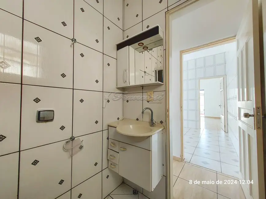 Casa com 3 quartos para alugar, 115m2 em Vila Nova Itapetininga, Itapetininga - SP - imagem 8 Foto 8 de Casa com 3 quartos para alugar, 115m2 em Vila Nova Itapetininga, Itapetininga - SP