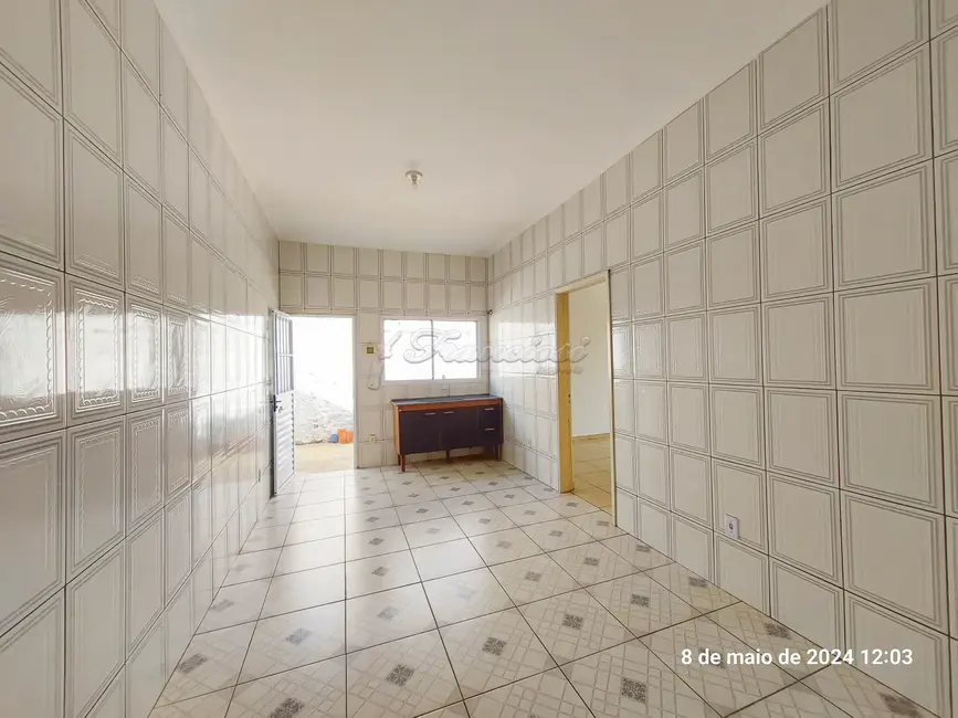 Casa com 3 quartos para alugar, 115m2 em Vila Nova Itapetininga, Itapetininga - SP - imagem 3 Foto 3 de Casa com 3 quartos para alugar, 115m2 em Vila Nova Itapetininga, Itapetininga - SP