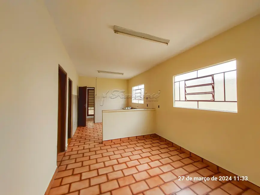 Casa com 4 quartos à venda, 300m2 em Vila Reis, Itapetininga - SP - imagem 5 Foto 5 de Casa com 4 quartos à venda, 300m2 em Vila Reis, Itapetininga - SP