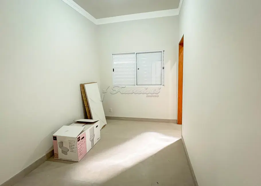 Foto 5 de Casa com 5 quartos à venda, 250m2 em Vila Serafim, Itapetininga - SP