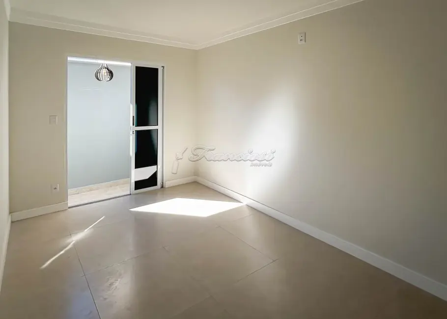 Foto 10 de Casa com 5 quartos à venda, 250m2 em Vila Serafim, Itapetininga - SP