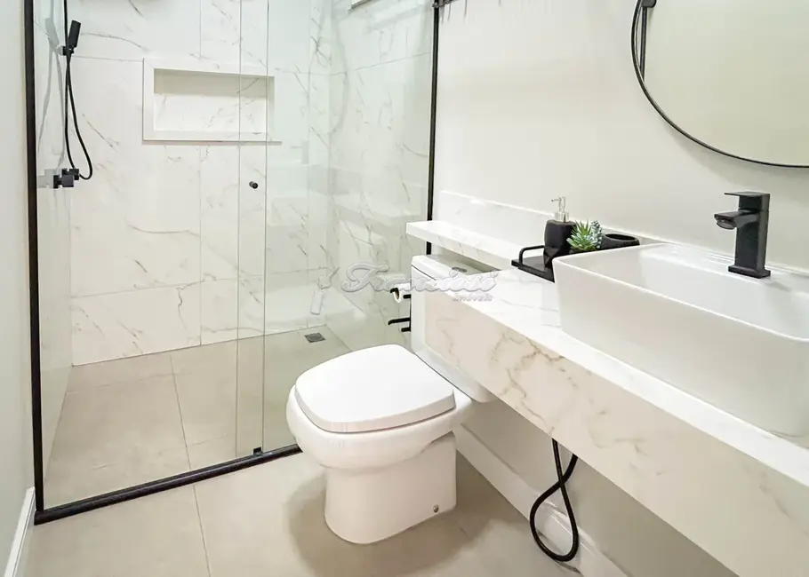 Foto 14 de Casa com 5 quartos à venda, 250m2 em Vila Serafim, Itapetininga - SP