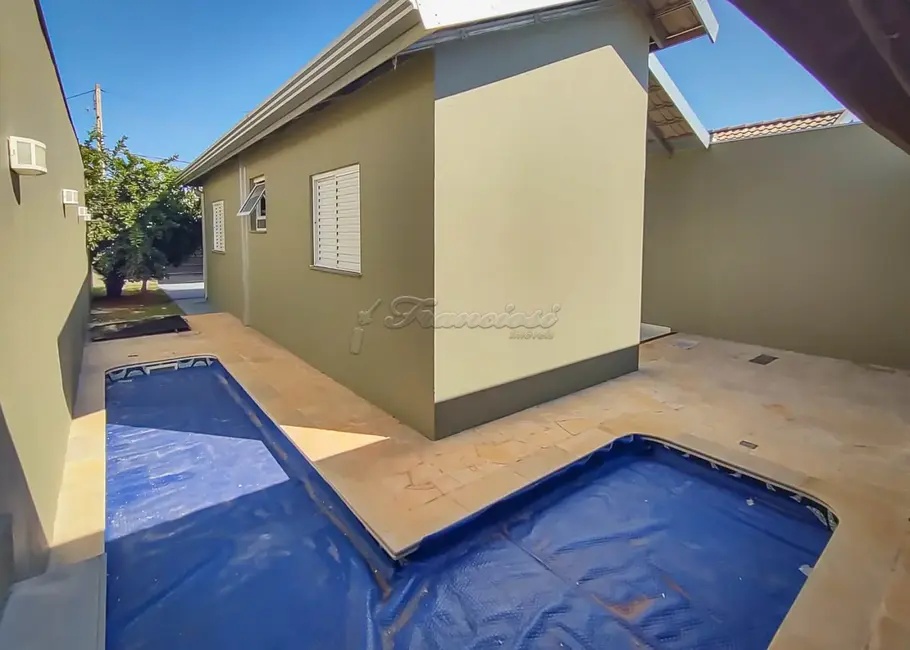 Casa com 2 quartos à venda, 69m2 em Itapetininga - SP - imagem 8 Foto 8 de Casa com 2 quartos à venda, 69m2 em Itapetininga - SP