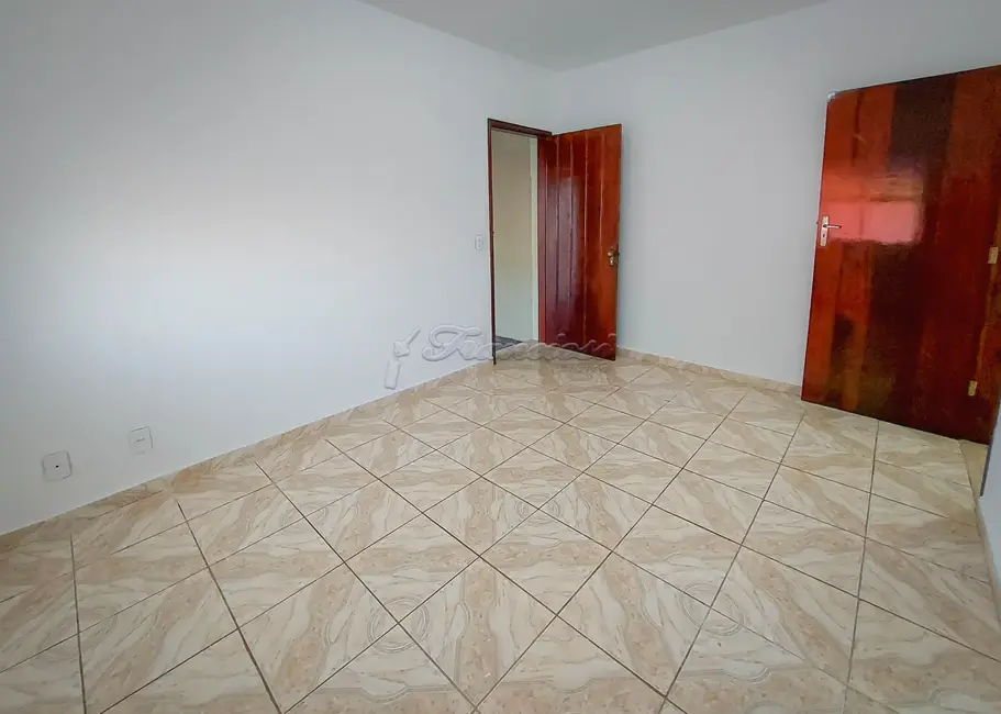 Foto 1 de Casa com 2 quartos à venda, 125m2 em Vila Aliança, Itapetininga - SP