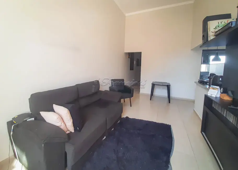 Foto 1 de Casa com 2 quartos à venda, 100m2 em Parque Atenas do Sul, Itapetininga - SP