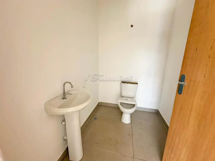 Prédio Inteiro para alugar, 55m2 em Itapetininga - SP - imagem 3 Foto 3 de Prédio Inteiro para alugar, 55m2 em Itapetininga - SP