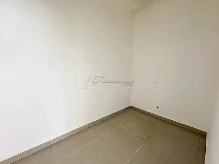 Prédio Inteiro para alugar, 55m2 em Itapetininga - SP - imagem 2 Foto 2 de Prédio Inteiro para alugar, 55m2 em Itapetininga - SP