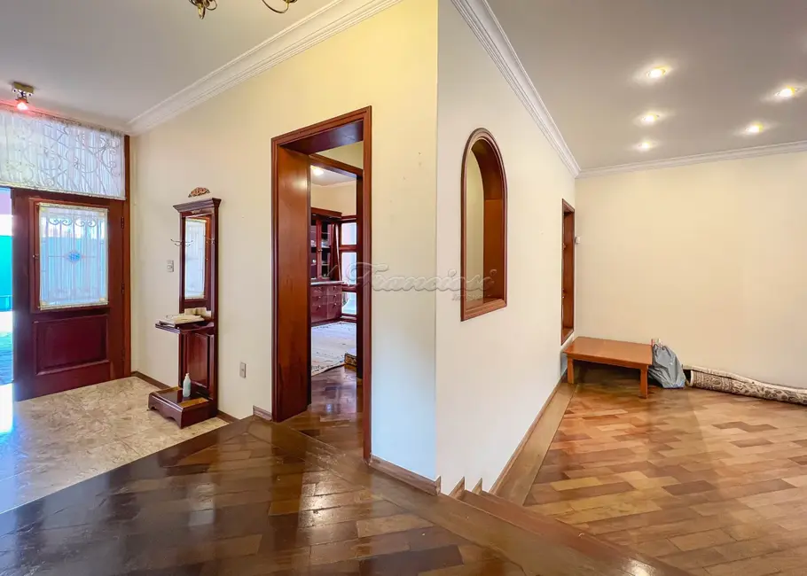 Casa com 4 quartos à venda, 410m2 em Centro, Itapetininga - SP - imagem 6 Foto 6 de Casa com 4 quartos à venda, 410m2 em Centro, Itapetininga - SP