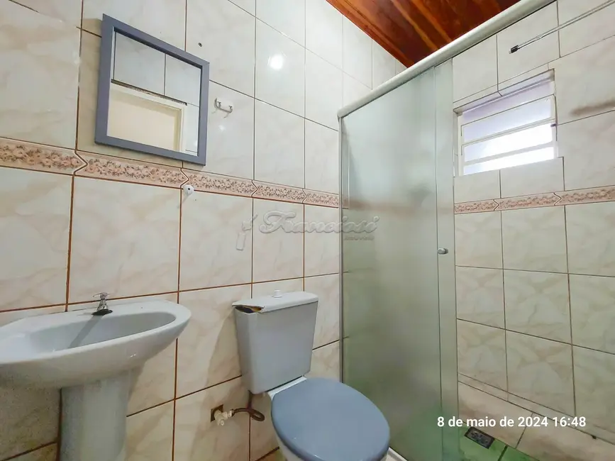 Foto 9 de Casa com 2 quartos para alugar, 106m2 em Jardim Fogaça, Itapetininga - SP
