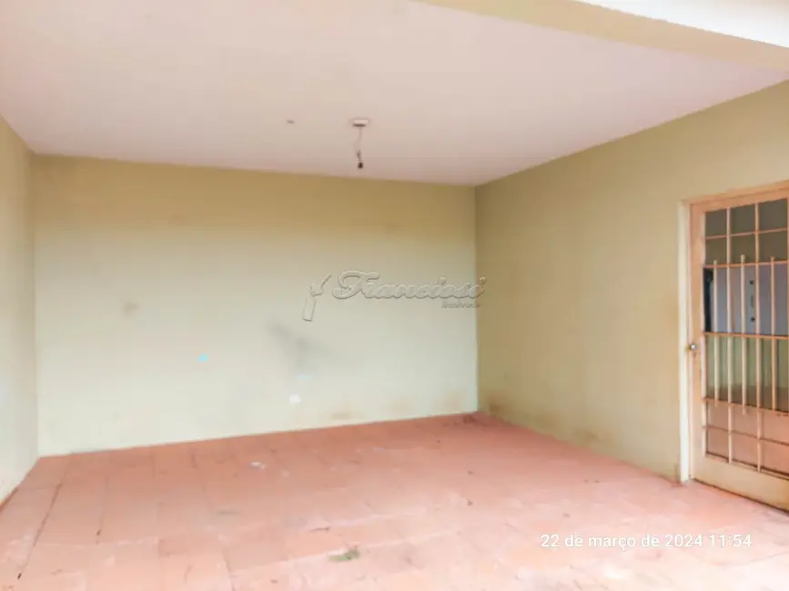 Casa com 2 quartos à venda, 110m2 em Chapada Grande, Itapetininga - SP - imagem 3 Foto 3 de Casa com 2 quartos à venda, 110m2 em Chapada Grande, Itapetininga - SP