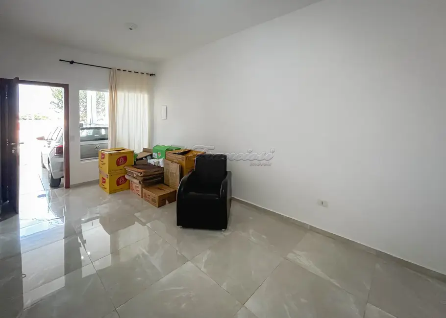 Foto 1 de Casa de Condomínio com 2 quartos à venda, 88m2 em Jardim Marabá, Itapetininga - SP