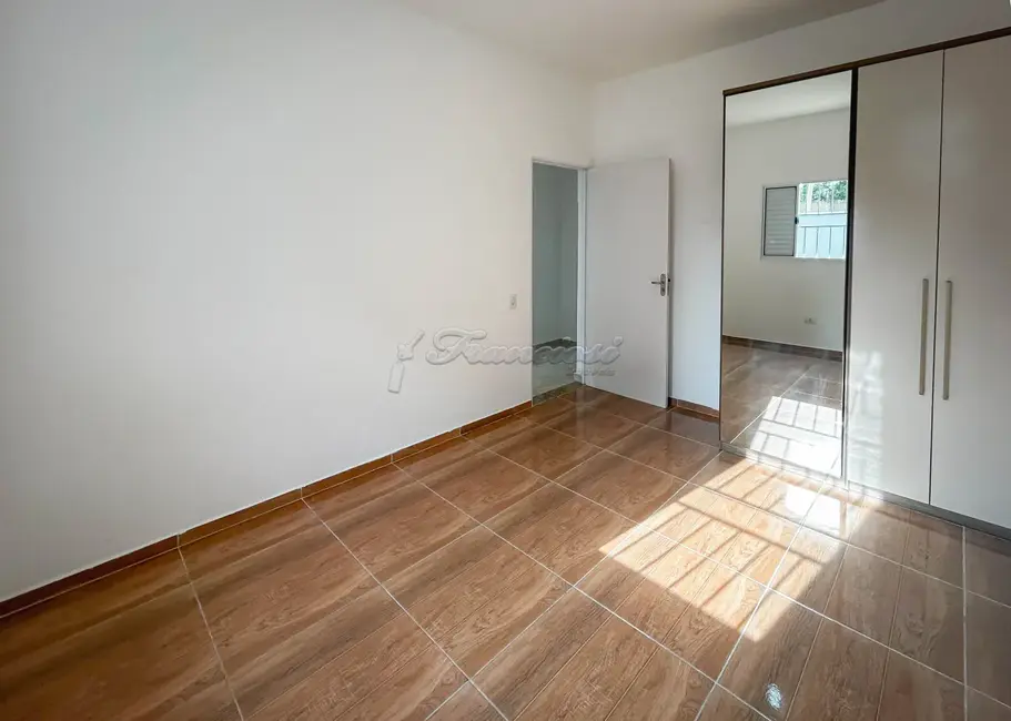Casa de Condomínio com 2 quartos à venda, 88m2 em Jardim Marabá, Itapetininga - SP - imagem 4 Foto 4 de Casa de Condomínio com 2 quartos à venda, 88m2 em Jardim Marabá, Itapetininga - SP