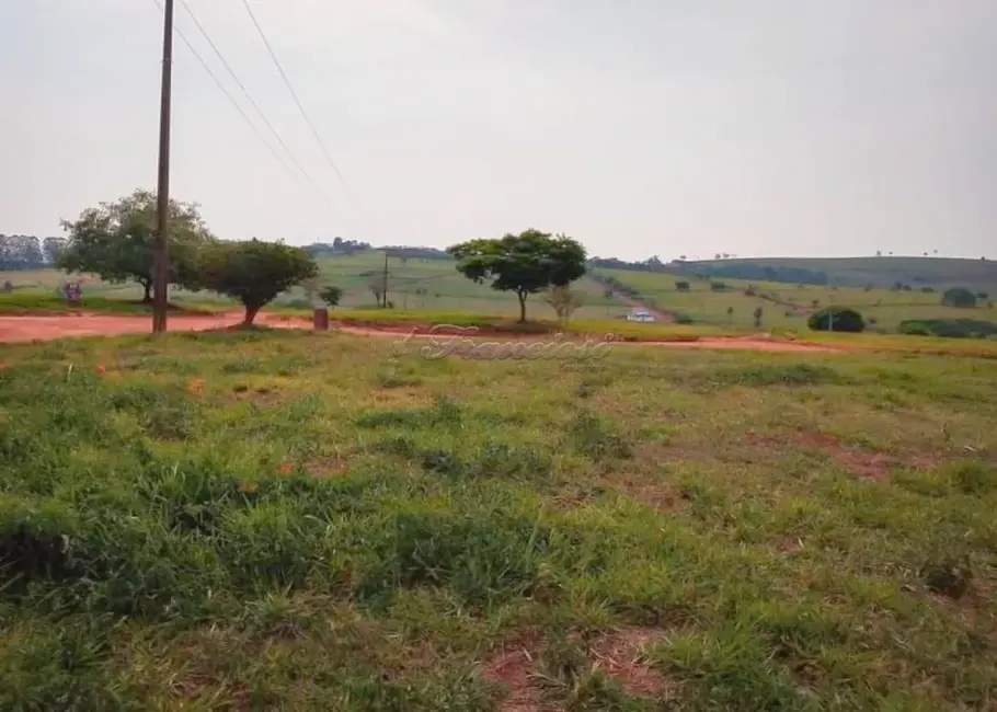 Terreno / Lote à venda, 600m2 em Itai - SP - imagem 2 Foto 2 de Terreno / Lote à venda, 600m2 em Itai - SP