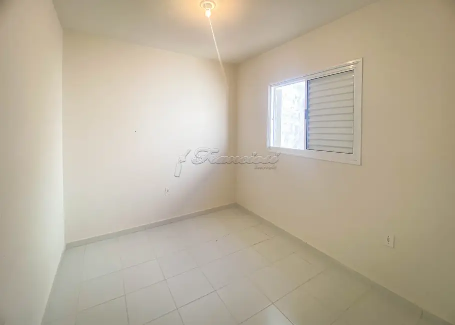 Foto 3 de Casa com 2 quartos à venda, 150m2 em Itapetininga - SP