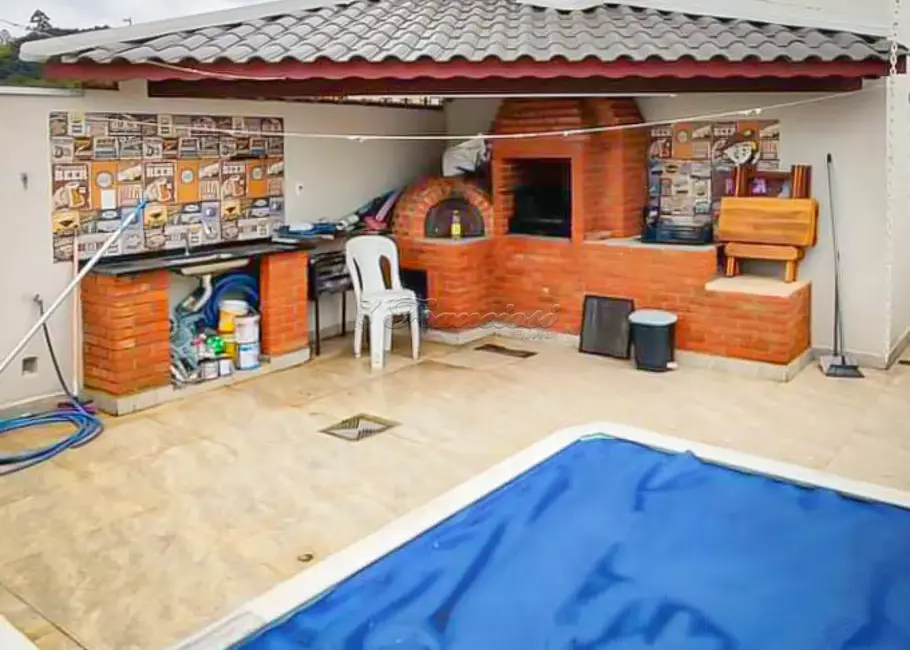 Casa com 4 quartos à venda, 245m2 em Centro, Sao Miguel Arcanjo - SP - imagem 7 Foto 7 de Casa com 4 quartos à venda, 245m2 em Centro, Sao Miguel Arcanjo - SP