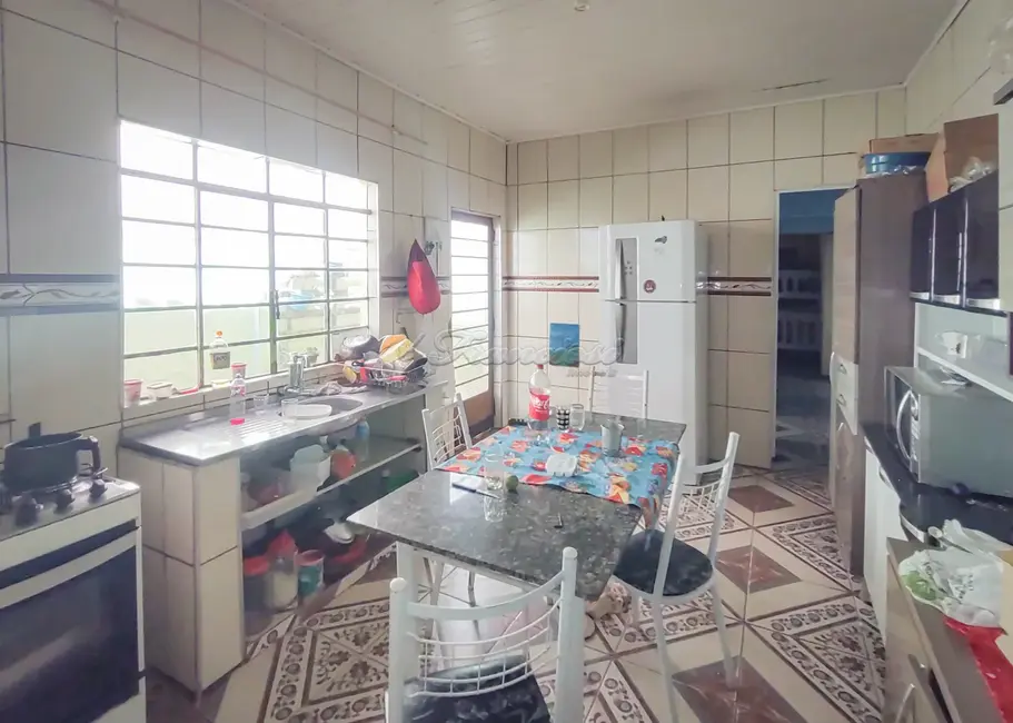 Casa com 2 quartos à venda, 235m2 em Vila Mazzei, Itapetininga - SP - imagem 4 Foto 4 de Casa com 2 quartos à venda, 235m2 em Vila Mazzei, Itapetininga - SP