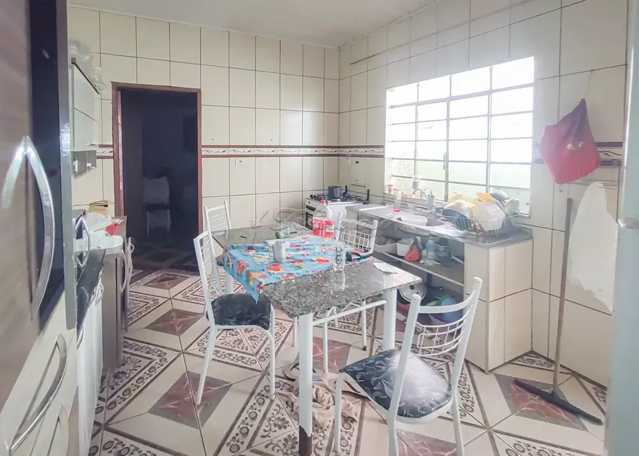 Casa com 2 quartos à venda, 235m2 em Vila Mazzei, Itapetininga - SP - imagem 5 Foto 5 de Casa com 2 quartos à venda, 235m2 em Vila Mazzei, Itapetininga - SP