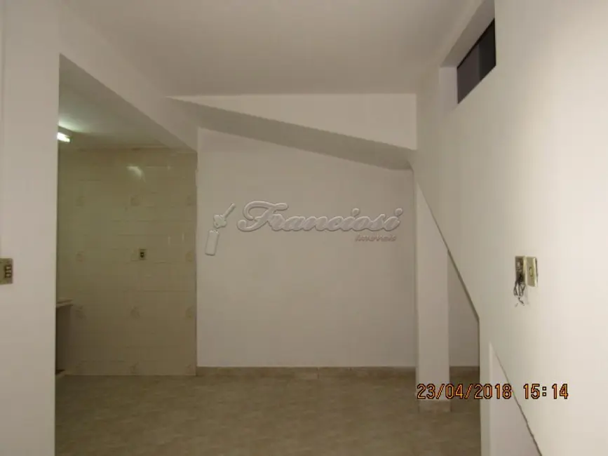 Foto 8 de Casa com 1 quarto para alugar, 86m2 em Centro, Itapetininga - SP