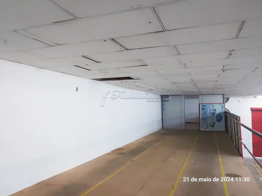 Prédio Inteiro para alugar, 400m2 em Centro, Itapetininga - SP - imagem 8 Foto 8 de Prédio Inteiro para alugar, 400m2 em Centro, Itapetininga - SP