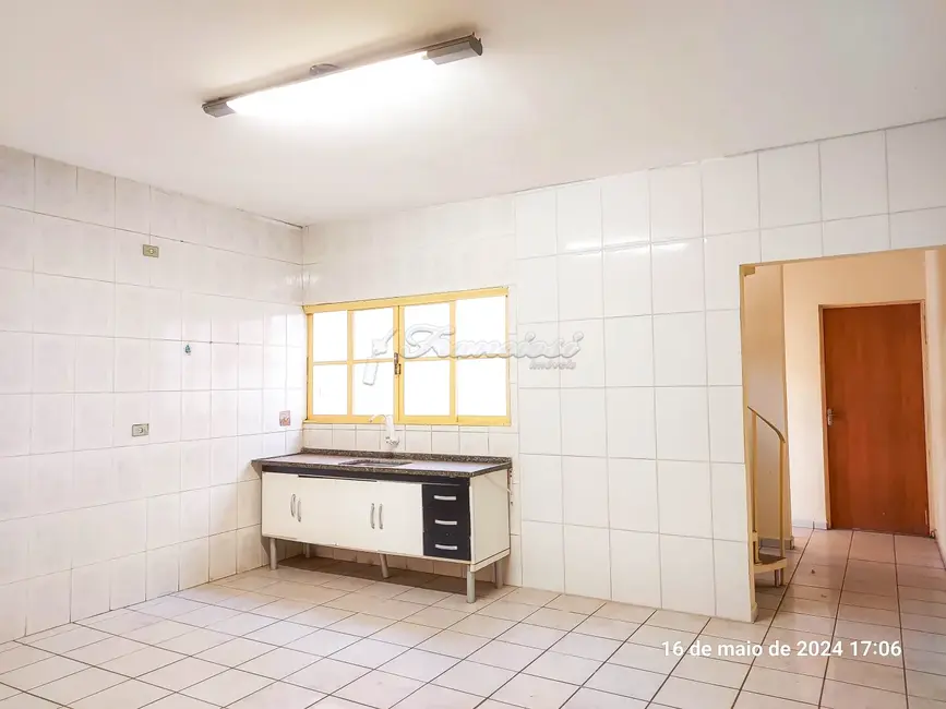 Casa com 2 quartos para alugar, 192m2 em Vila Nastri, Itapetininga - SP - imagem 6 Foto 6 de Casa com 2 quartos para alugar, 192m2 em Vila Nastri, Itapetininga - SP