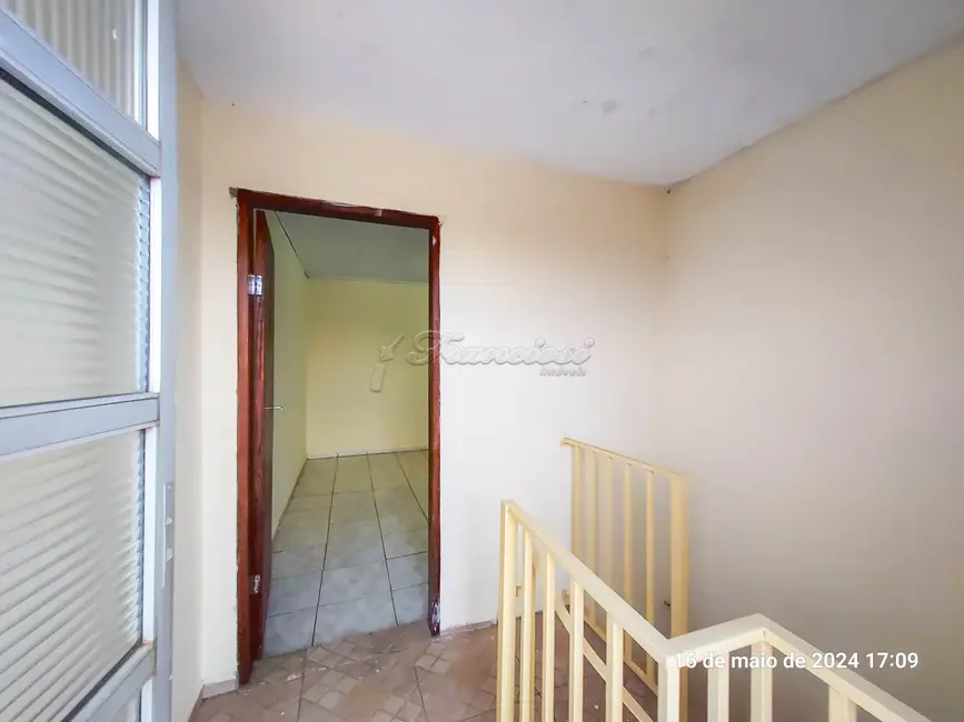 Casa com 2 quartos para alugar, 192m2 em Vila Nastri, Itapetininga - SP - imagem 9 Foto 9 de Casa com 2 quartos para alugar, 192m2 em Vila Nastri, Itapetininga - SP