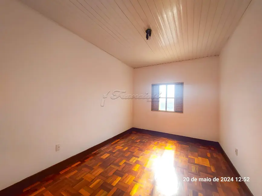 Foto 6 de Casa com 3 quartos para alugar, 171m2 em Itapetininga - SP