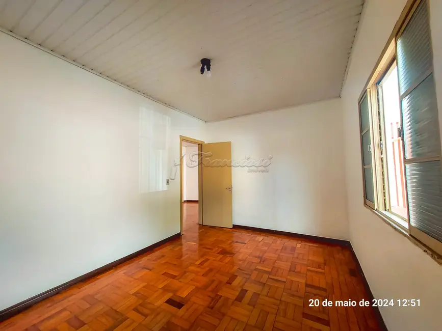 Foto 3 de Casa com 3 quartos para alugar, 171m2 em Itapetininga - SP