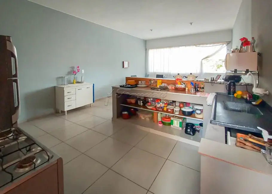 Casa com 2 quartos à venda, 130m2 em Jardim Casa Grande, Itapetininga - SP - imagem 3 Foto 3 de Casa com 2 quartos à venda, 130m2 em Jardim Casa Grande, Itapetininga - SP