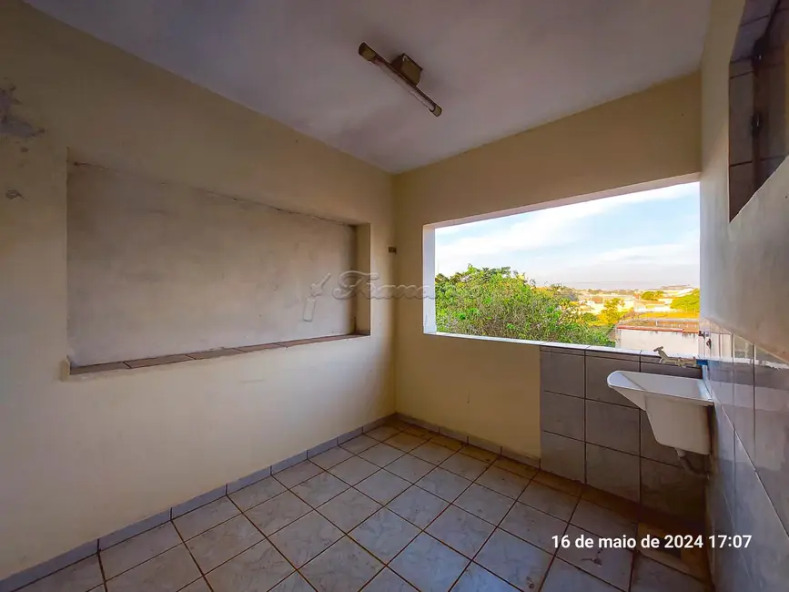Foto 8 de Casa com 2 quartos à venda, 192m2 em Vila Nastri, Itapetininga - SP