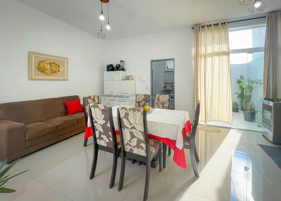 Foto 4 de Casa de Condomínio com 2 quartos à venda, 82m2 em Vila Progresso, Itapetininga - SP