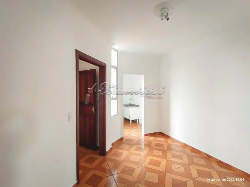 Loja com 1 quarto à venda, 168m2 em Vila Rio Branco, Itapetininga - SP - imagem 3 Foto 3 de Loja com 1 quarto à venda, 168m2 em Vila Rio Branco, Itapetininga - SP