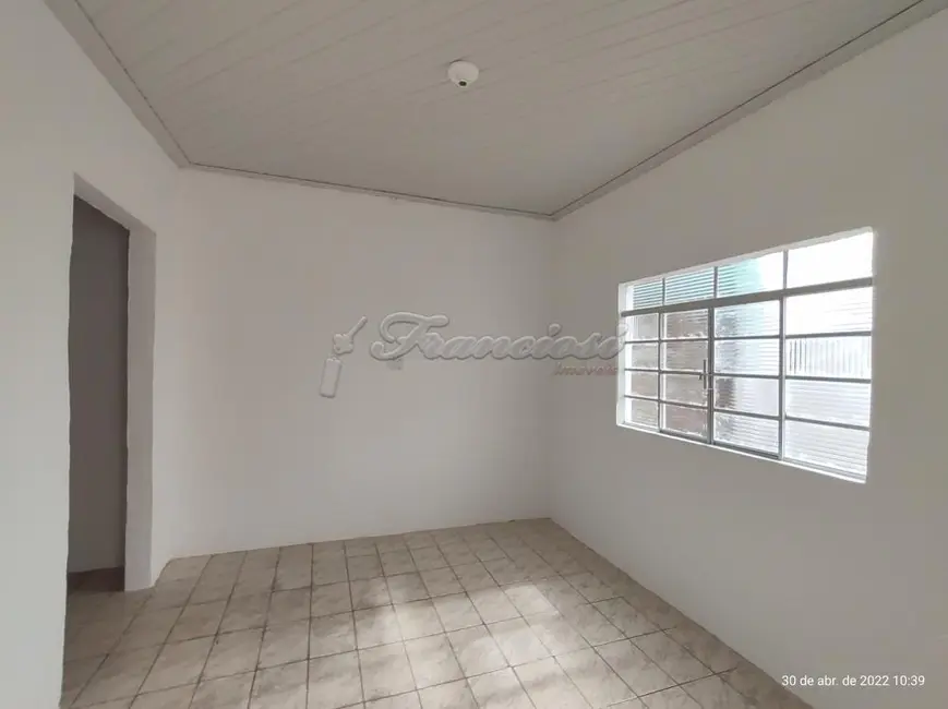 Foto 2 de Casa com 2 quartos à venda, 56m2 em Vila Regina, Itapetininga - SP