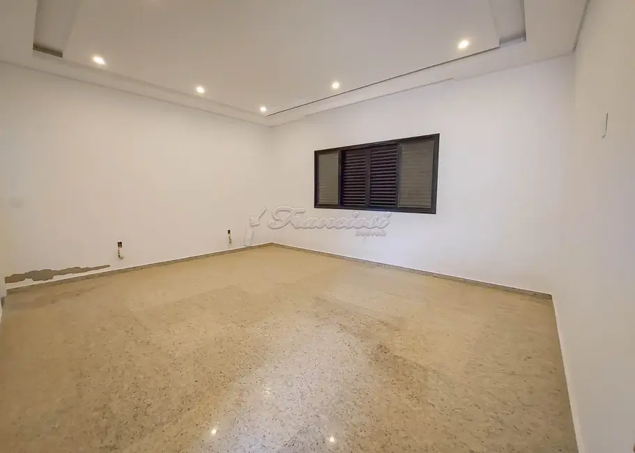 Foto 20 de Chácara à venda, 650m2 em Vale San Fernando, Itapetininga - SP