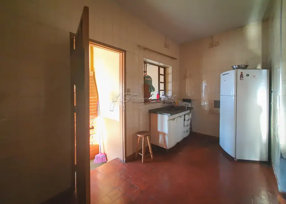 Loja à venda, 102m2 em Vila Regina, Itapetininga - SP - imagem 6 Foto 6 de Loja à venda, 102m2 em Vila Regina, Itapetininga - SP