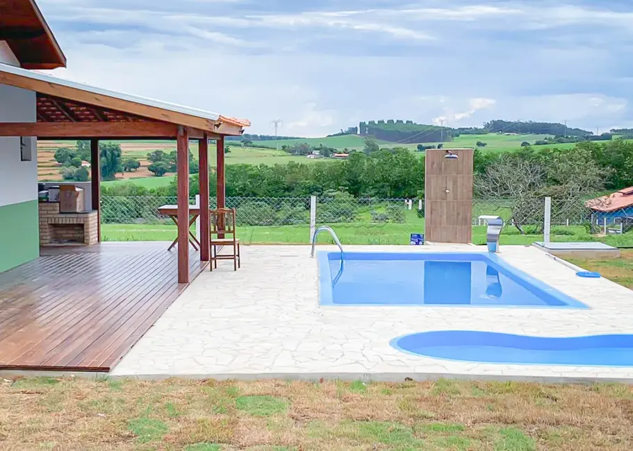 Casa de Condomínio com 3 quartos à venda, 160m2 em Alambari - SP - imagem 5 Foto 5 de Casa de Condomínio com 3 quartos à venda, 160m2 em Alambari - SP