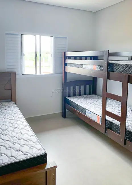 Casa de Condomínio com 3 quartos à venda, 160m2 em Alambari - SP - imagem 4 Foto 4 de Casa de Condomínio com 3 quartos à venda, 160m2 em Alambari - SP