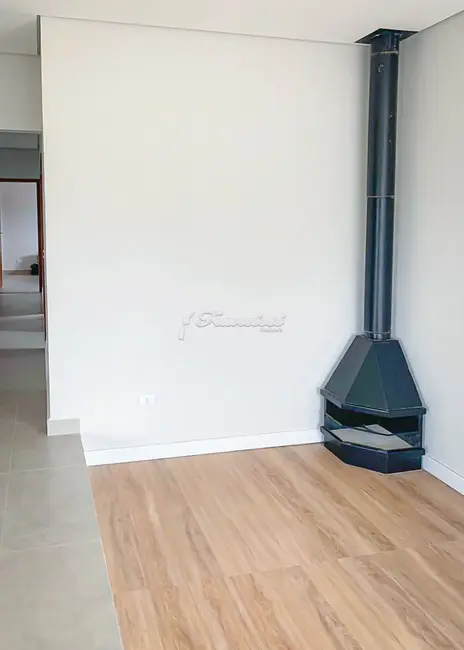 Foto 1 de Casa de Condomínio com 3 quartos à venda, 160m2 em Alambari - SP