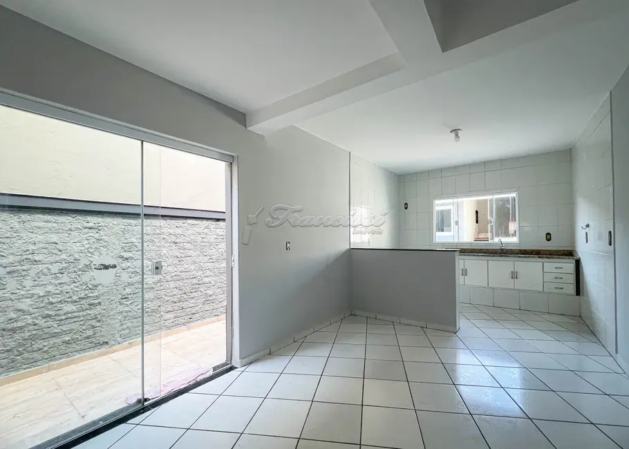Casa com 3 quartos à venda, 139m2 em Vila Barth, Itapetininga - SP - imagem 4 Foto 4 de Casa com 3 quartos à venda, 139m2 em Vila Barth, Itapetininga - SP
