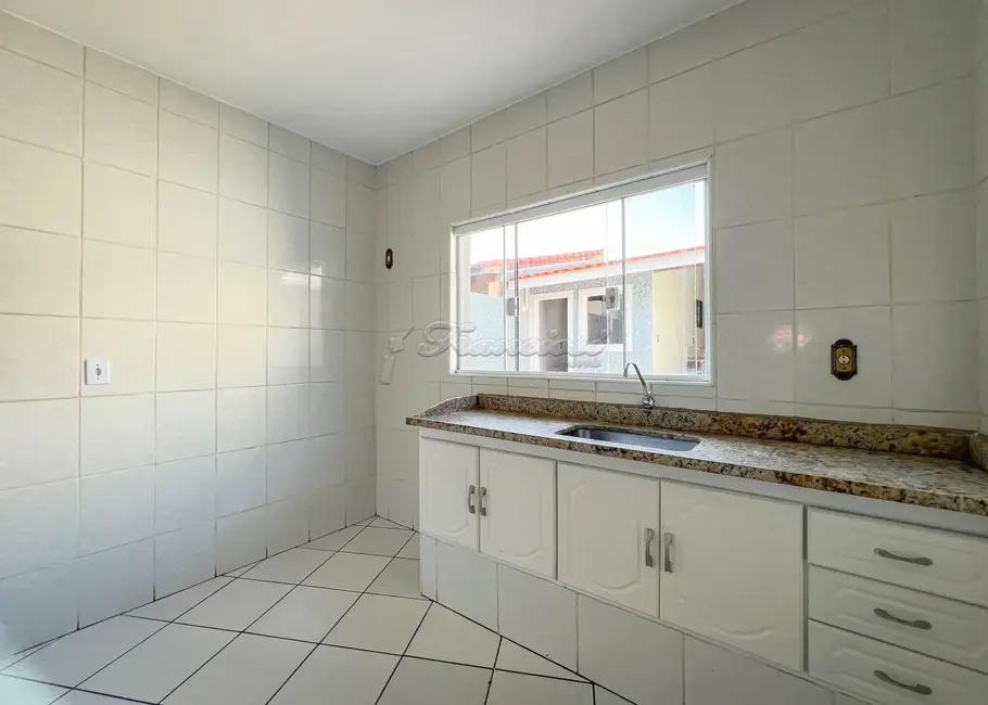 Casa com 3 quartos à venda, 139m2 em Vila Barth, Itapetininga - SP - imagem 3 Foto 3 de Casa com 3 quartos à venda, 139m2 em Vila Barth, Itapetininga - SP