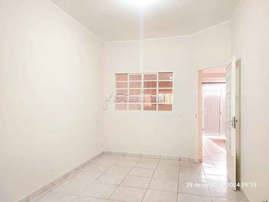 Foto 2 de Casa com 2 quartos à venda, 200m2 em Itapetininga - SP