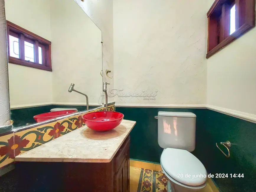 Foto 2 de Casa com 4 quartos para alugar, 300m2 em Vila Barth, Itapetininga - SP