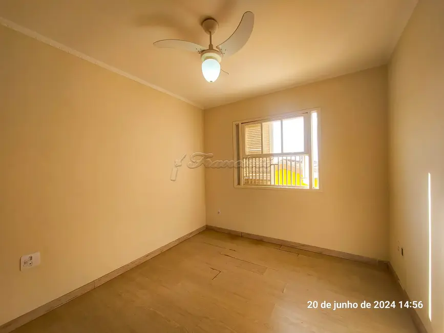 Casa com 4 quartos para alugar, 300m2 em Vila Barth, Itapetininga - SP - imagem 8 Foto 8 de Casa com 4 quartos para alugar, 300m2 em Vila Barth, Itapetininga - SP