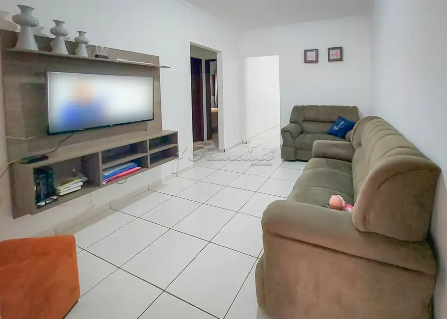 Foto 1 de Casa com 2 quartos à venda, 168m2 em Parque São Bento, Itapetininga - SP