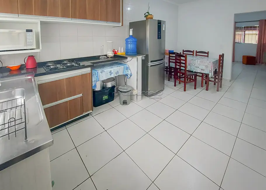 Casa com 2 quartos à venda, 168m2 em Parque São Bento, Itapetininga - SP - imagem 3 Foto 3 de Casa com 2 quartos à venda, 168m2 em Parque São Bento, Itapetininga - SP
