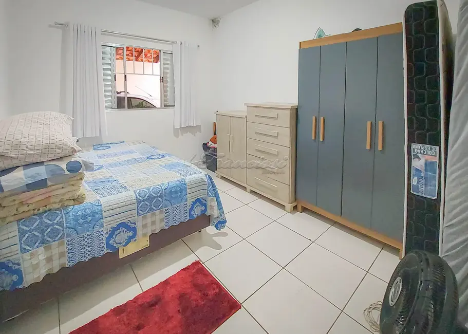 Casa com 2 quartos à venda, 168m2 em Parque São Bento, Itapetininga - SP - imagem 5 Foto 5 de Casa com 2 quartos à venda, 168m2 em Parque São Bento, Itapetininga - SP