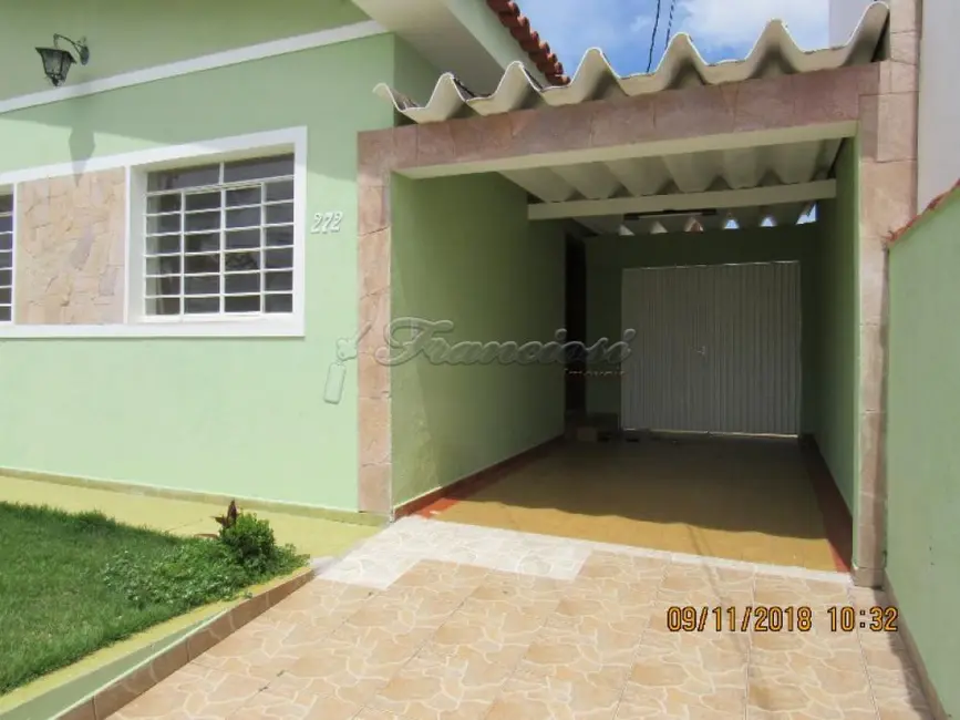 Foto 1 de Casa com 3 quartos à venda, 155m2 em Vila Barth, Itapetininga - SP