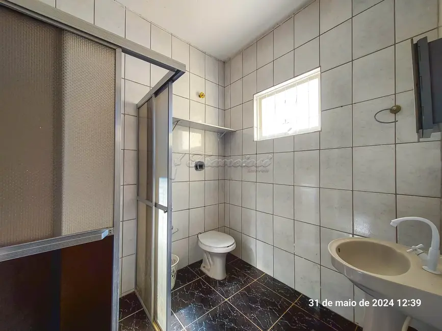Casa com 2 quartos para alugar, 84m2 em Centro, Itapetininga - SP - imagem 9 Foto 9 de Casa com 2 quartos para alugar, 84m2 em Centro, Itapetininga - SP
