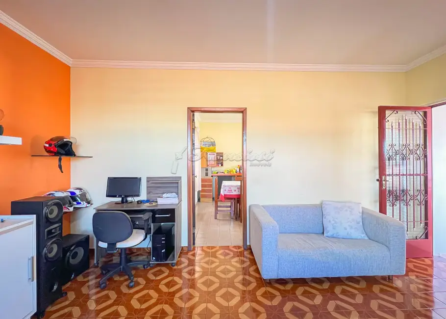 Casa com 4 quartos à venda, 159m2 em Jardim Casa Grande, Itapetininga - SP - imagem 4 Foto 4 de Casa com 4 quartos à venda, 159m2 em Jardim Casa Grande, Itapetininga - SP